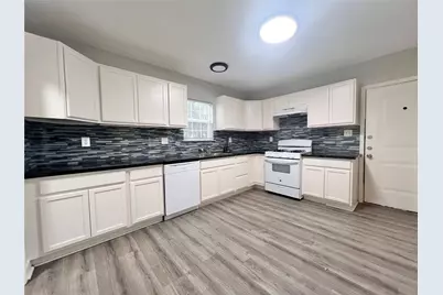 2412 Stuart Street, Houston, TX 77004 - Photo 9