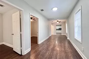 2412 Stuart St, Houston, TX 77004 - Photo 11