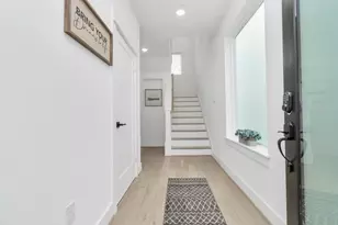 2722 Anita St, Houston, TX 77004 - Photo 3