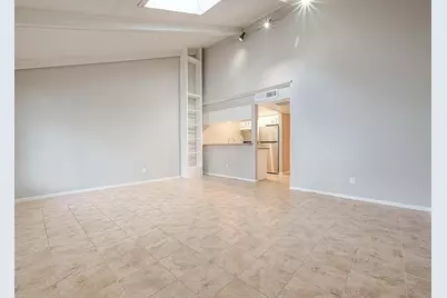 1108 W Tri Oaks Lane #150, Houston, TX 77043 - Photo 7