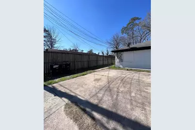 8119 Bertwood Street, Houston, TX 77016 - Photo 3