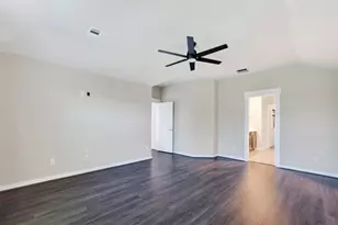 12322 Sabine Point Dr, Humble, TX 77346 - Photo 29