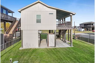 963 Verdia W, Crystal Beach, TX 77650 - Photo 25