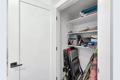 963 Verdia W, Crystal Beach, TX 77650 - Photo 17