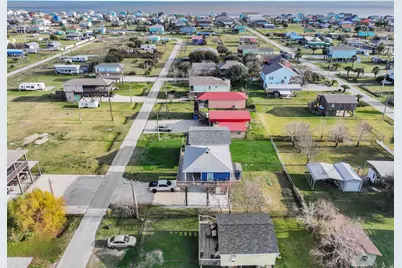 963 Verdia W, Crystal Beach, TX 77650 - Photo 37