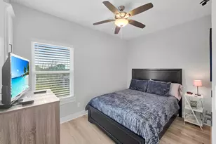 963 Verdia W, Crystal Beach, TX 77650 - Photo 11