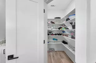 963 Verdia W, Crystal Beach, TX 77650 - Photo 15