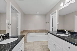 3414 Skyline Village Dr, Houston, TX 77057 - Photo 25
