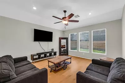 11431 Vassal Xing, Conroe, TX 77304 - Photo 5