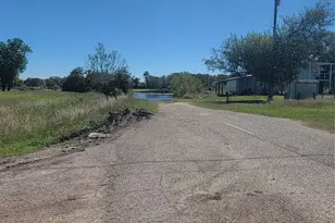12018 Sandpiper Rd, Angleton, TX 77515 - Photo 39