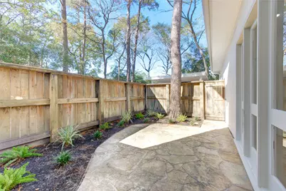 50 Saddlebrook Lane, Houston, TX 77024 - Photo 9