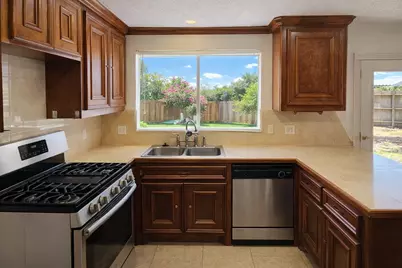 13303 Bridgepath Court, Houston, TX 77041 - Photo 5