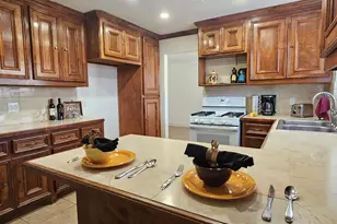 13303 Bridgepath Ct, Houston, TX 77041 - Photo 9