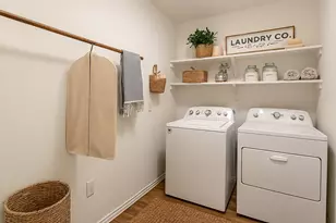 949 Neches Ln, Dayton, TX 77535 - Photo 23