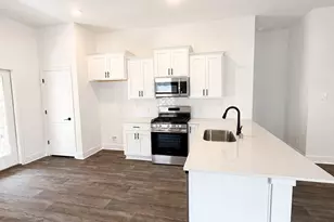 9308 Hard Rock Rd, Conroe, TX 77303 - Photo 5