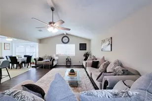 412 Land Grant Dr, Richmond, TX 77406 - Photo 7