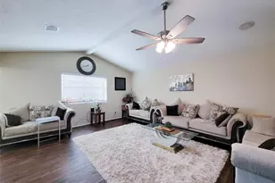 412 Land Grant Dr, Richmond, TX 77406 - Photo 9