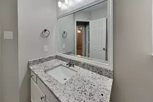 20402 Avery Point Dr, Katy, TX 77449 - Photo 17