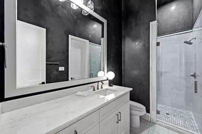 878 W 41st Street, Houston, TX 77018 - Photo 35