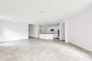 15334 Rosehill Summit Ln, Houston, TX 77044 - Photo 11