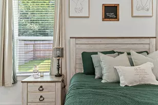 560 Newcomb Holw Dr, Conroe, TX 77304 - Photo 25