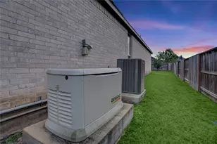 9818 Wright Dr, Manvel, TX 77578 - Photo 29