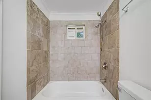 2102 Blueberry Ln, Pasadena, TX 77502 - Photo 11