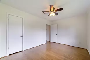 2102 Blueberry Ln, Pasadena, TX 77502 - Photo 13