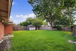 2102 Blueberry Ln, Pasadena, TX 77502 - Photo 19