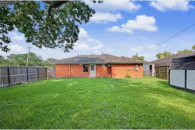 2102 Blueberry Lane, Pasadena, TX 77502 - Photo 21
