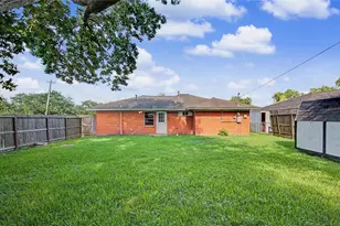 2102 Blueberry Ln, Pasadena, TX 77502 - Photo 21