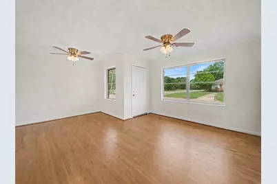 2102 Blueberry Lane, Pasadena, TX 77502 - Photo 5