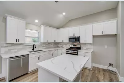 4506 Knights Court, Baytown, TX 77521 - Photo 13