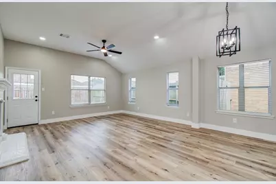 4506 Knights Court, Baytown, TX 77521 - Photo 17