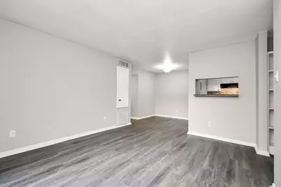7700 W Airport Boulevard #0710, Houston, TX 77071 - Photo 9