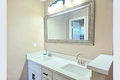 4231 Southchase Lane, Houston, TX 77014 - Photo 17