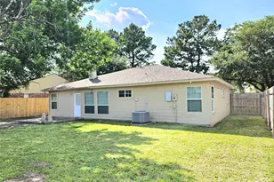 4231 Southchase Ln, Houston, TX 77014 - Photo 23