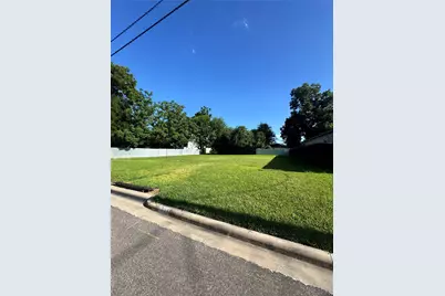 1458 E 33rd Street, Houston, TX 77022 - Photo 5