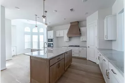 804 Wormwood Drive, League City, TX 77573 - Photo 9