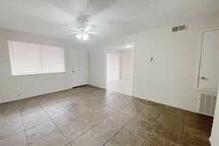 12023 Greenwood-Forest Dr, Houston, TX 77066 - Photo 5