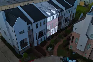 2029 Fannin Station N, Houston, TX 77045 - Photo 9