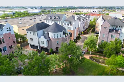 2029 Fannin Station N, Houston, TX 77045 - Photo 11