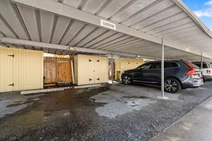 13228 Trail Hollow Dr, Houston, TX 77079 - Photo 23