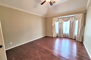 1719 Abellfield Ln, Sugar Land, TX 77478 - Photo 9