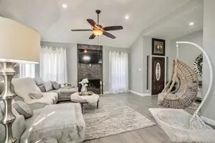 21310 Atascocita Point Dr, Humble, TX 77346 - Photo 9