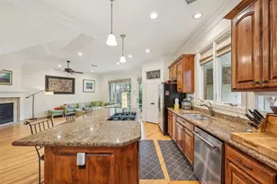 4026 Villanova St, Houston, TX 77005 - Photo 11