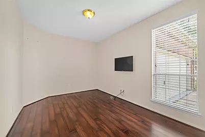 1111 Blue Leaf Drive, Richmond, TX 77469 - Photo 9