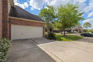 1111 Blue Leaf Dr, Richmond, TX 77469 - Photo 3