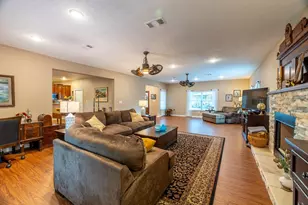 203 Lariat Ln, Livingston, TX 77351 - Photo 19