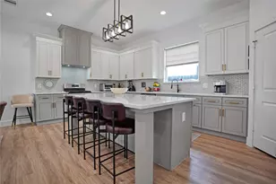 303 Blueberry St, Houston, TX 77018 - Photo 17